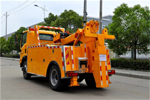 乍浦路高速路拖车费